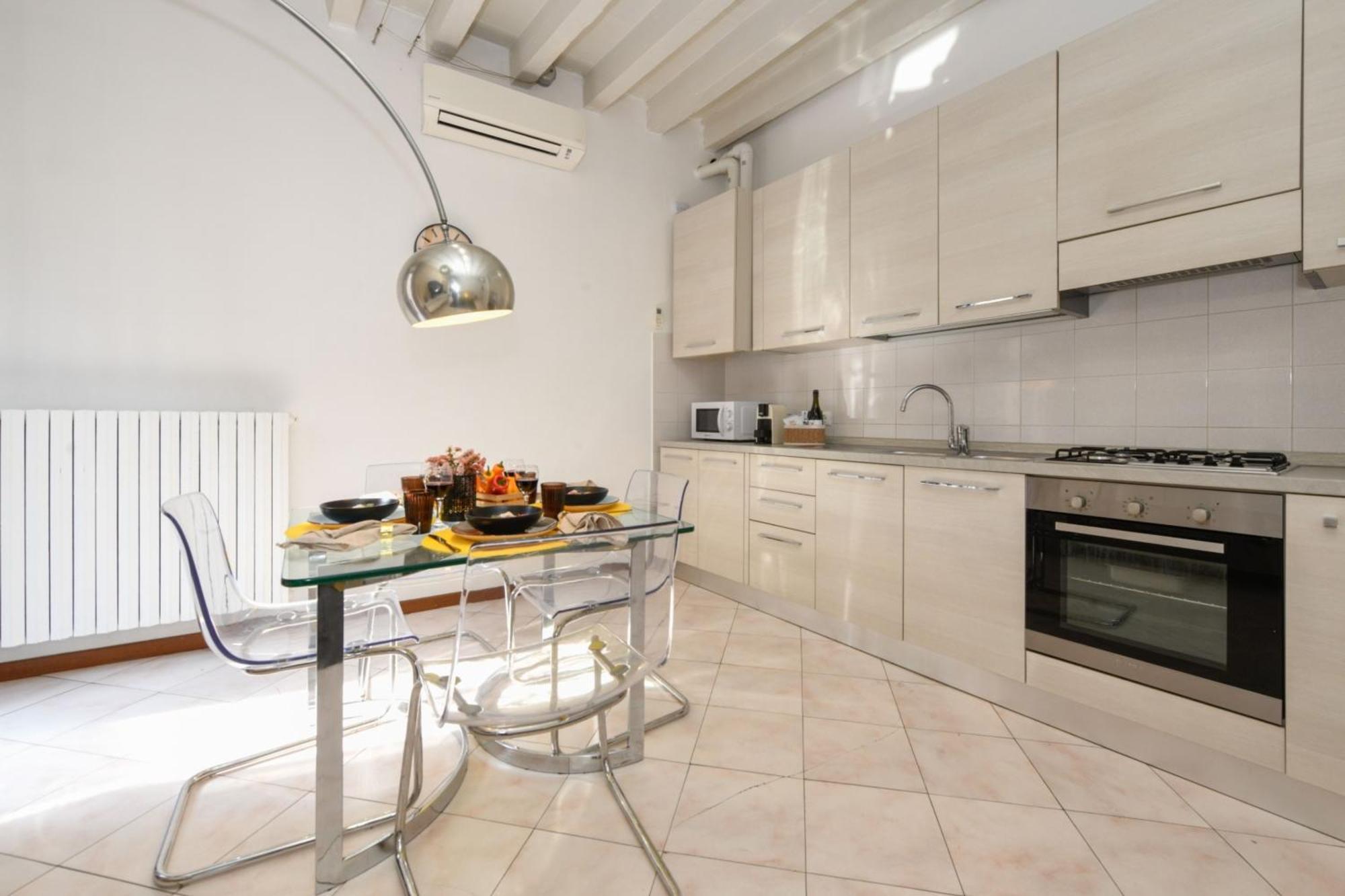 Desenzanoloft Le Petit Bijou - Restyling 2025 - Downtown Desenzano del Garda Exterior photo