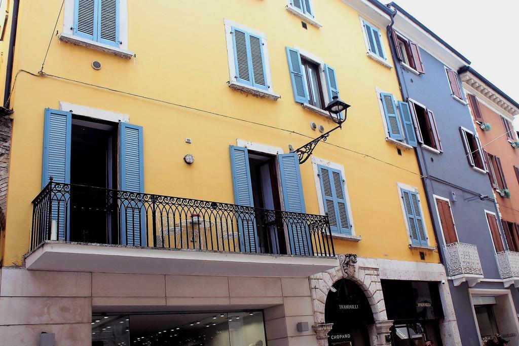 Desenzanoloft Le Petit Bijou - Restyling 2025 - Downtown Desenzano del Garda Exterior photo